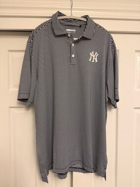 New York Yankees Men’s Polo Size XL Worn Twice Authentic MLB